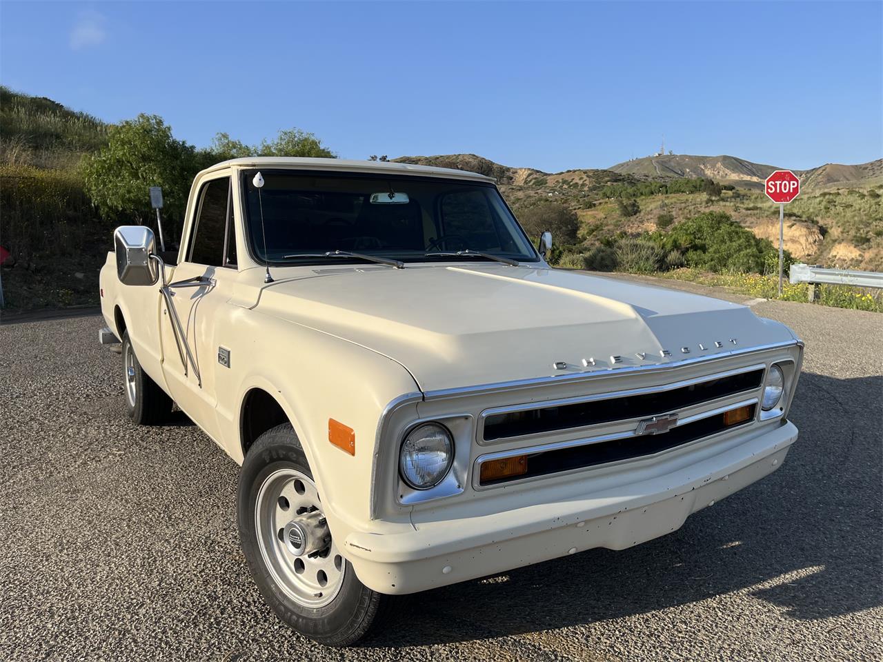 Chevrolet-C20-1968-Off-Whitetan-Off-Whitetan-2