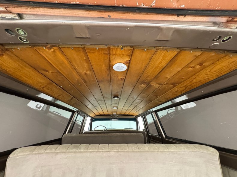 Chevrolet-C20-1972-Burnished-Gold-Tan-29