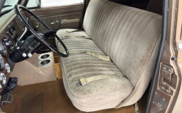 Chevrolet-C20-1972-Burnished-Gold-Tan-34