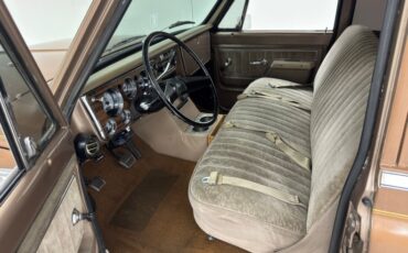 Chevrolet-C20-1972-Burnished-Gold-Tan-35