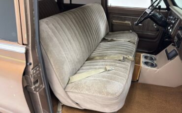 Chevrolet-C20-1972-Burnished-Gold-Tan-36