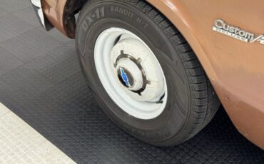 Chevrolet-C20-1972-Burnished-Gold-Tan-38