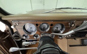 Chevrolet-C20-1972-Burnished-Gold-Tan-44