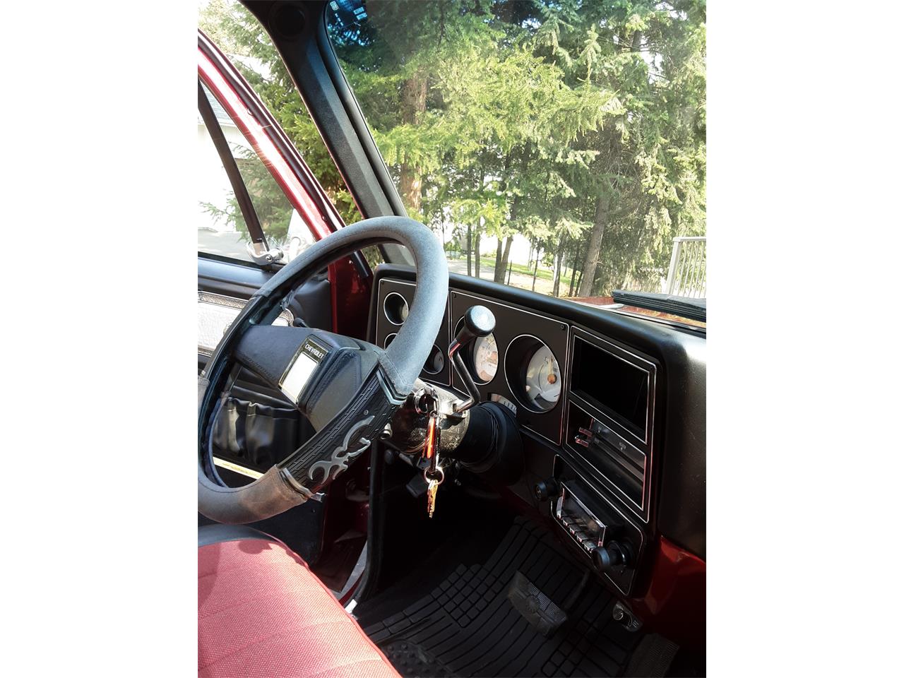 Chevrolet-C20-1978-burgandymetallic-BlackBurgandy-3