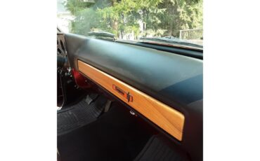 Chevrolet-C20-1978-burgandymetallic-BlackBurgandy-4