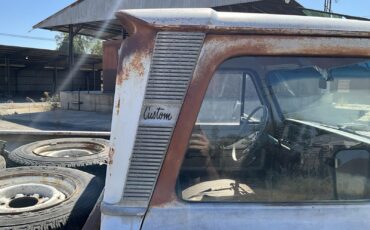Chevrolet-C20K20-1966-24