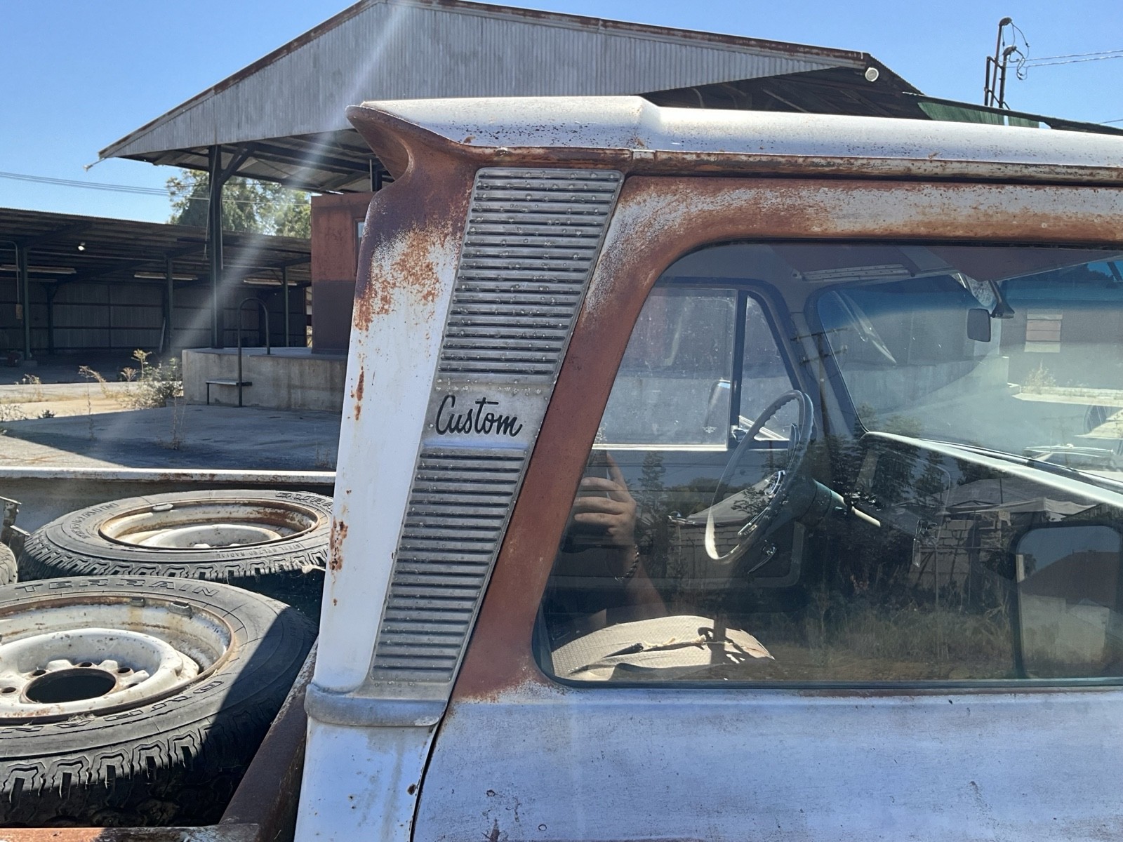 Chevrolet-C20K20-1966-24
