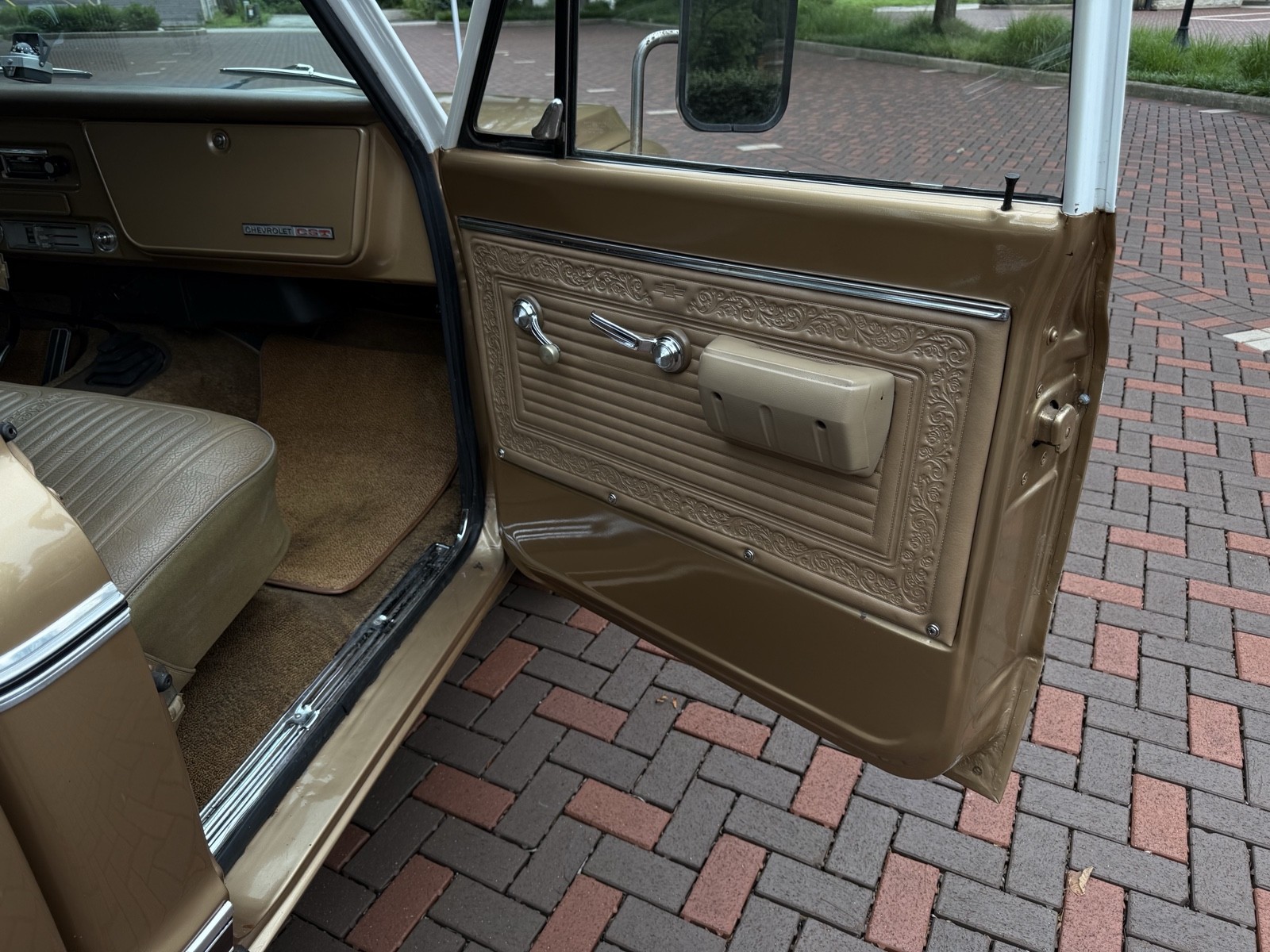 Chevrolet-C20K20-1969-33