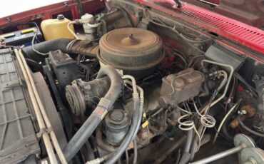 Chevrolet-C30-1986-Apple-Red-Charcoal-23