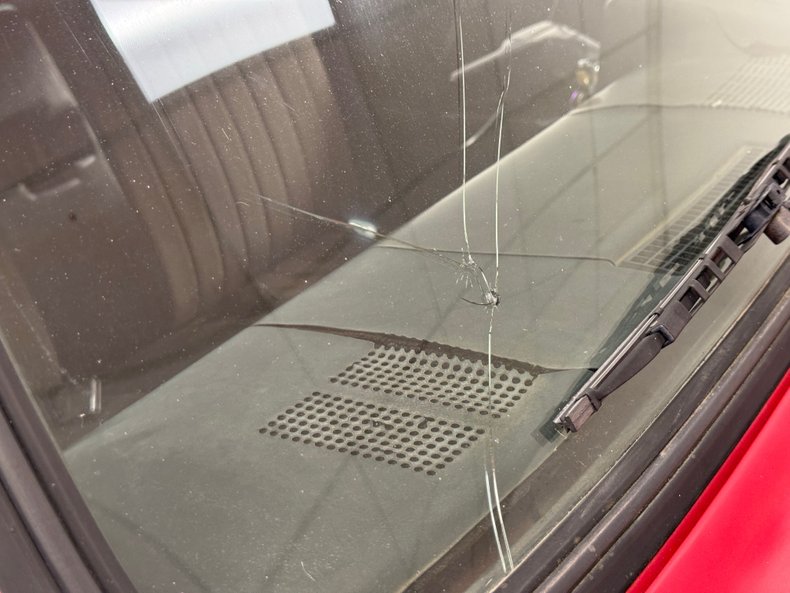 Chevrolet-C30-1986-Apple-Red-Charcoal-36