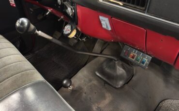 Chevrolet-C30-1986-Apple-Red-Charcoal-37