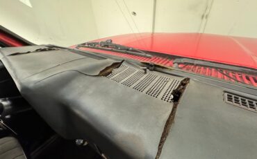 Chevrolet-C30-1986-Apple-Red-Charcoal-46