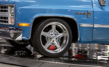 Chevrolet-CK-Pickup-1500-1985-Pickup-Truck-12