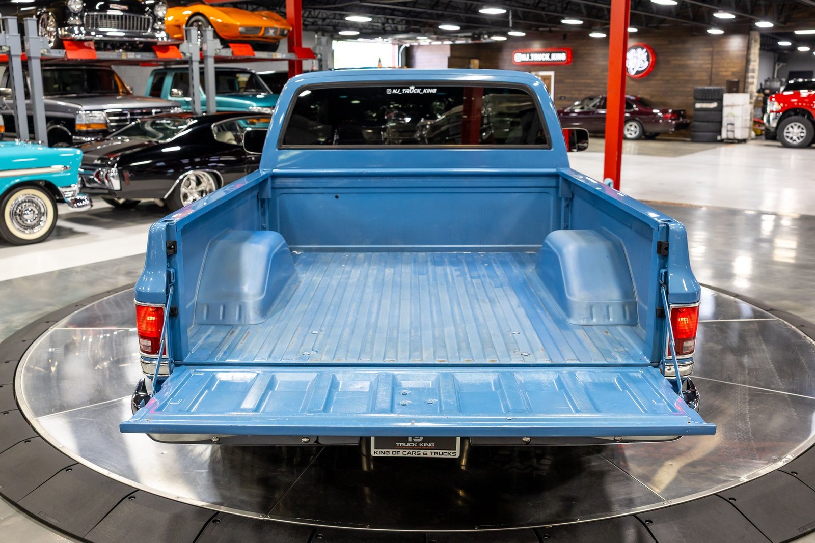 Chevrolet-CK-Pickup-1500-1985-Pickup-Truck-39