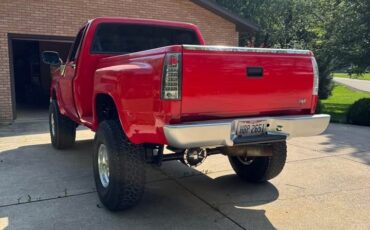 Chevrolet-CK-Pickup-1500-1985-Standard-Cab-Pickup-2