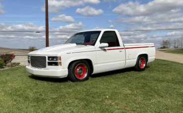 Chevrolet-CK-Pickup-1500-1990-Pickup-Truck-1