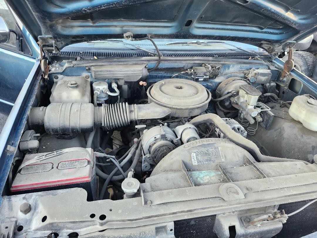 Chevrolet-CK-Pickup-1500-1990-Standard-Cab-Pickup-16