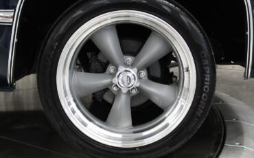 Chevrolet-CK-Pickup-1986-Beautiful-RestoMod-19