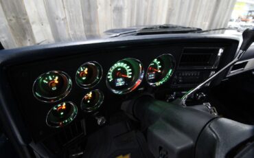 Chevrolet-CK-Pickup-1986-Beautiful-RestoMod-22