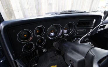 Chevrolet-CK-Pickup-1986-Beautiful-RestoMod-23