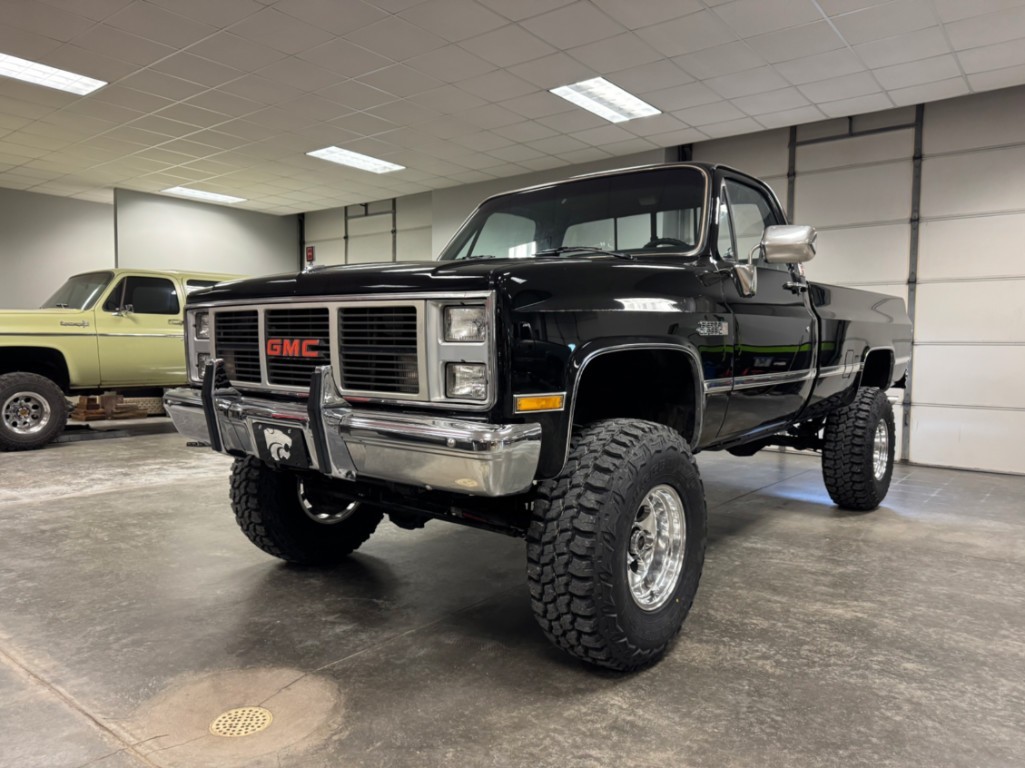 Chevrolet-CK-Pickup-2500-1987-Standard-Cab-Pickup-1