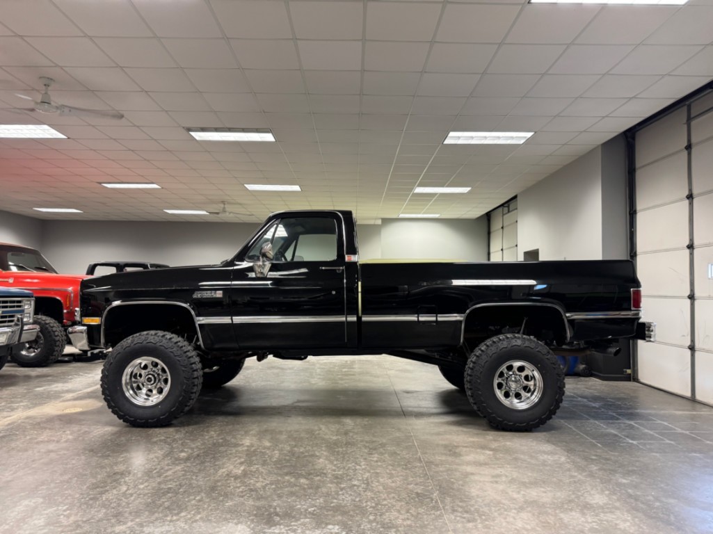 Chevrolet-CK-Pickup-2500-1987-Standard-Cab-Pickup