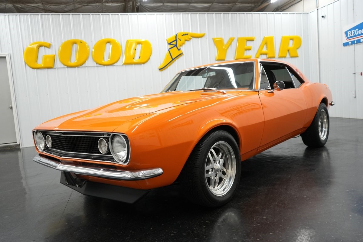 Chevrolet-Camaro-1967-1