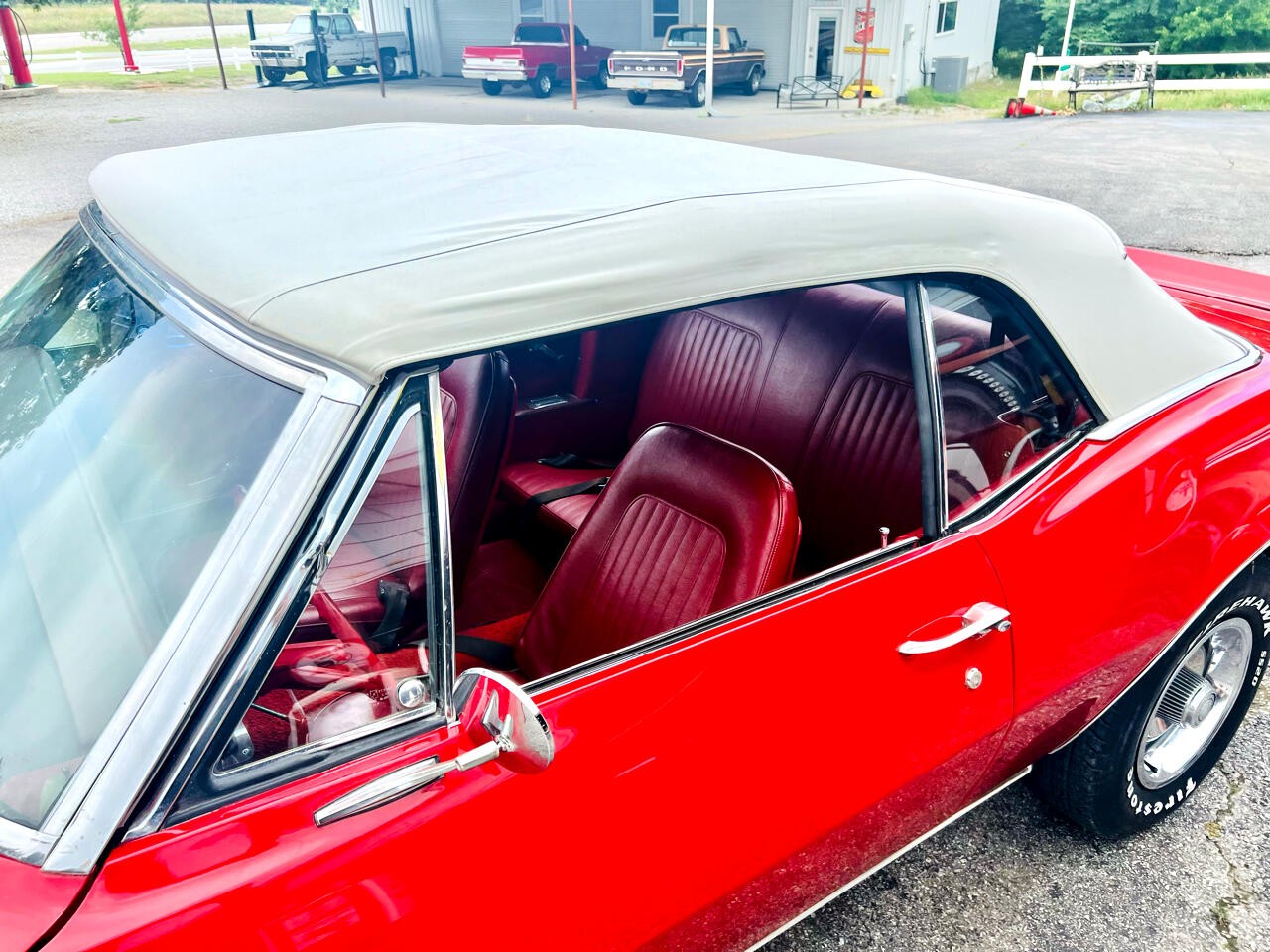 Chevrolet-Camaro-1967-American-Muscle-Car-31
