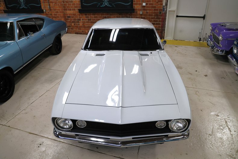 Chevrolet-Camaro-1967-Arctic-White-Black-11
