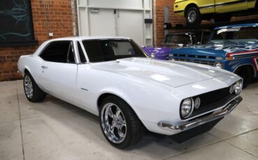 Chevrolet-Camaro-1967-Arctic-White-Black-13
