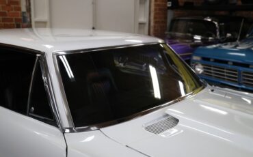 Chevrolet-Camaro-1967-Arctic-White-Black-21