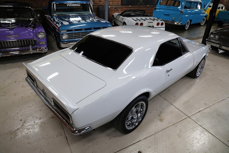 Chevrolet-Camaro-1967-Arctic-White-Black-33
