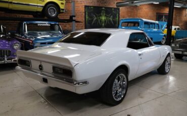 Chevrolet-Camaro-1967-Arctic-White-Black-34