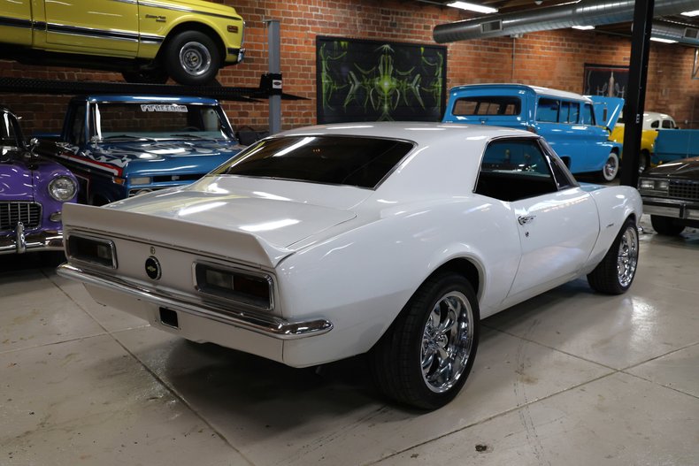 Chevrolet-Camaro-1967-Arctic-White-Black-34