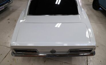 Chevrolet-Camaro-1967-Arctic-White-Black-36