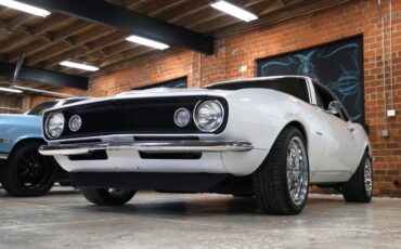 Chevrolet-Camaro-1967-Arctic-White-Black