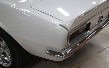 Chevrolet-Camaro-1967-Arctic-White-Black-42