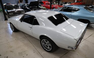 Chevrolet-Camaro-1967-Arctic-White-Black-44
