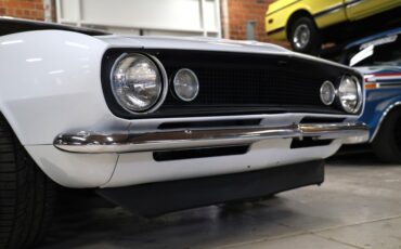Chevrolet-Camaro-1967-Arctic-White-Black-47