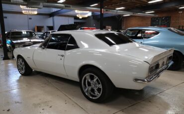 Chevrolet-Camaro-1967-Arctic-White-Black-5
