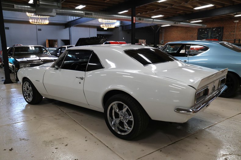Chevrolet-Camaro-1967-Arctic-White-Black-5