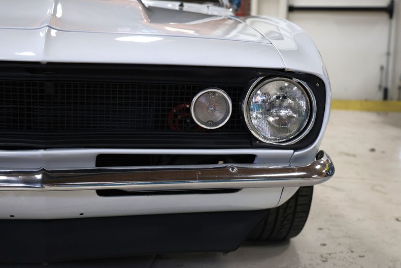Chevrolet-Camaro-1967-Arctic-White-Black-8
