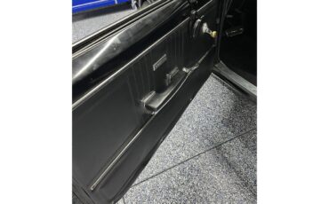 Chevrolet-Camaro-1967-Black-Black-2