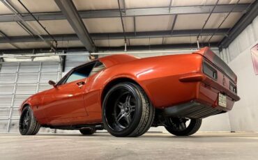 Chevrolet-Camaro-1967-Burnt-Orange-Black-1