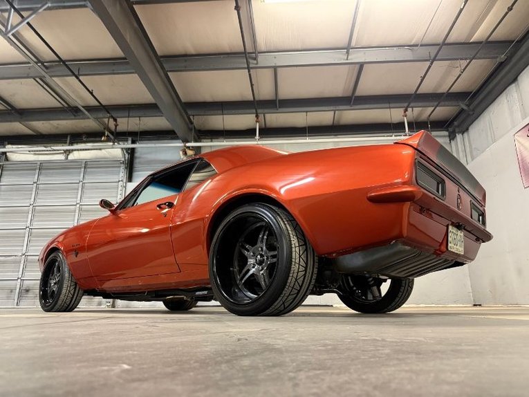 Chevrolet-Camaro-1967-Burnt-Orange-Black-1