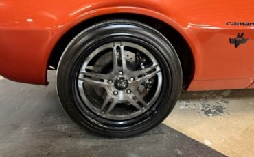 Chevrolet-Camaro-1967-Burnt-Orange-Black-15