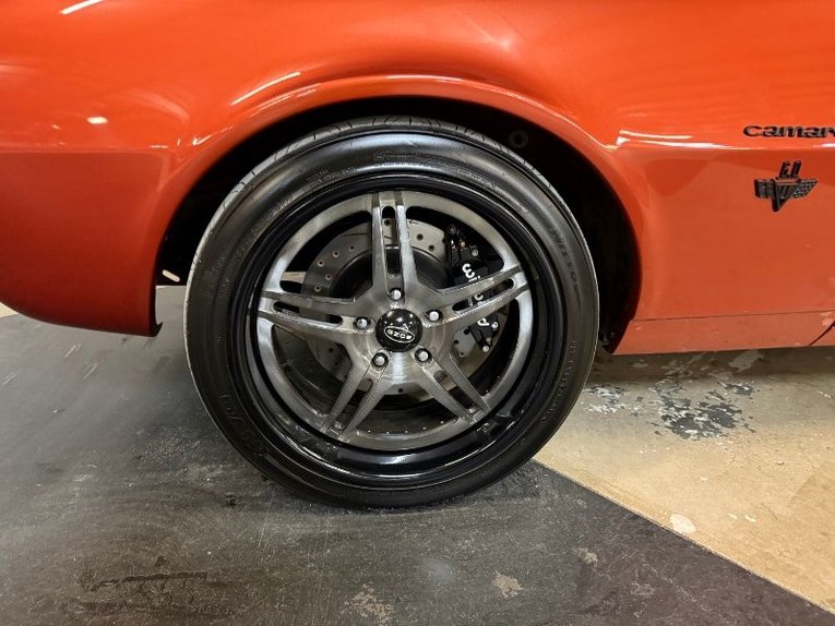 Chevrolet-Camaro-1967-Burnt-Orange-Black-15