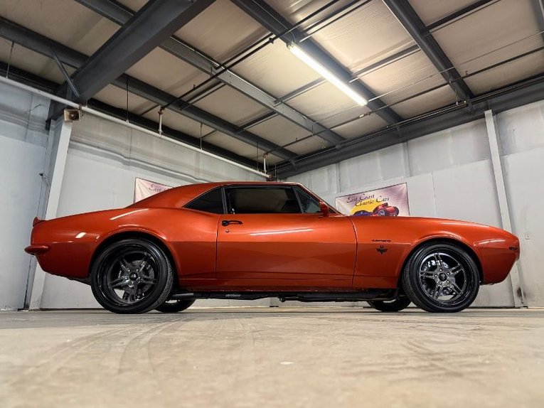 Chevrolet-Camaro-1967-Burnt-Orange-Black-5