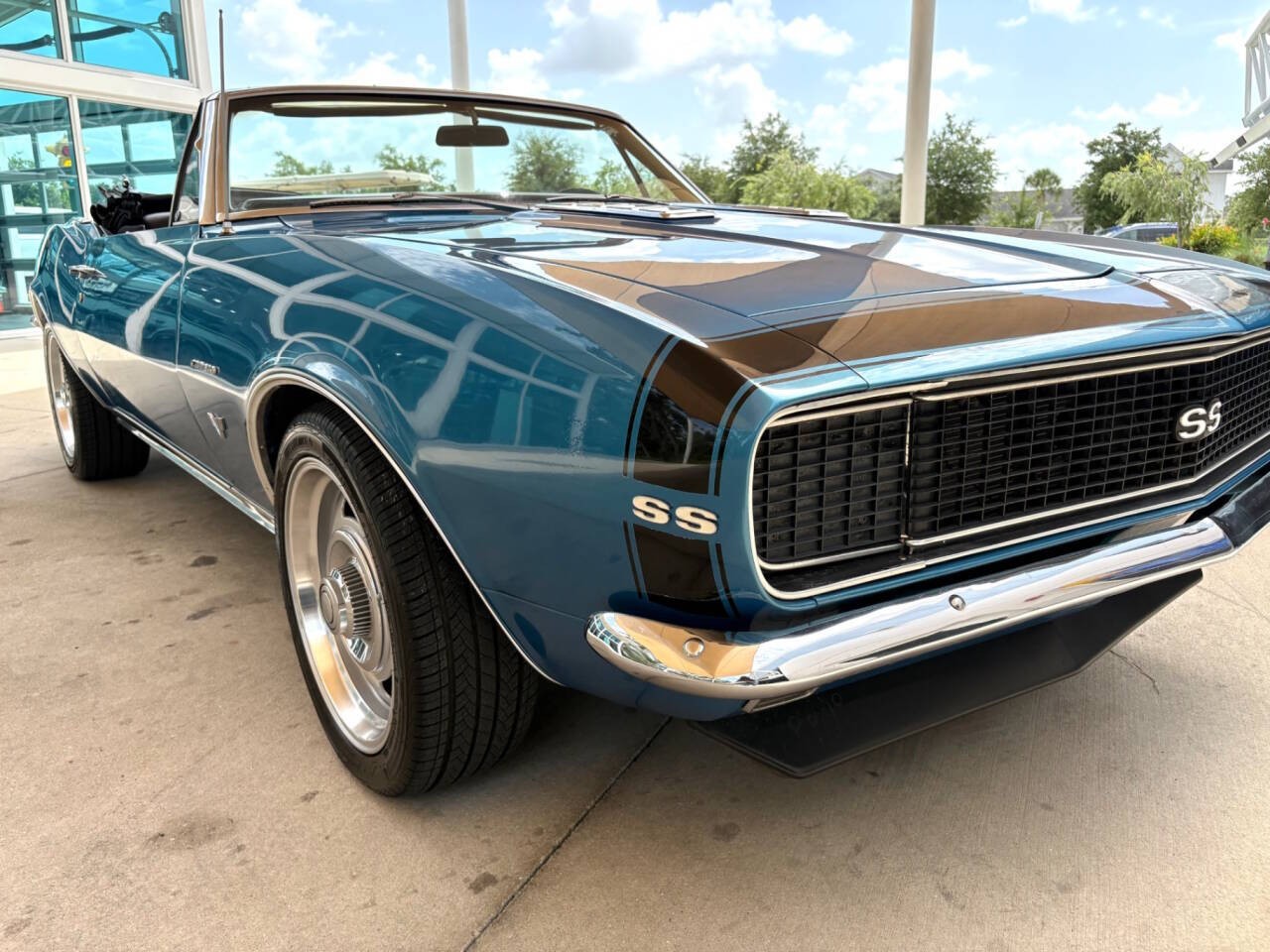 Chevrolet-Camaro-1967-Convertible-17