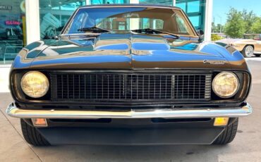 Chevrolet-Camaro-1967-Convertible-2